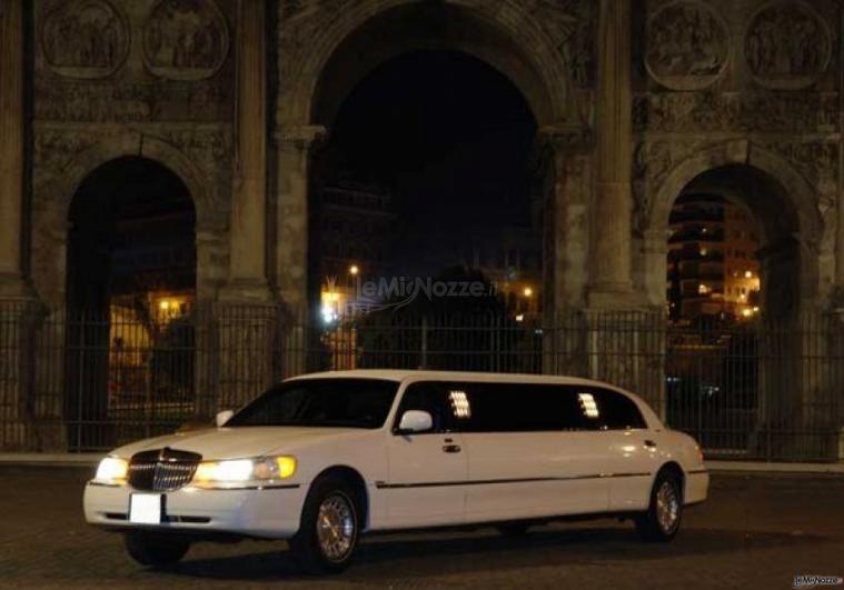 Ernesto Cars - Limousine bianca