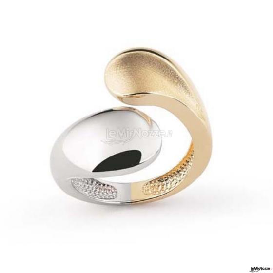 Jandelli Oreficerie - Anello di oro bianco e rosso