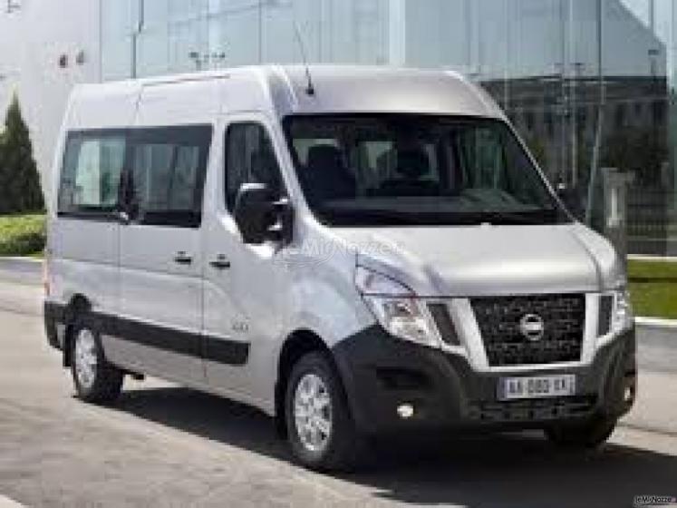 Moto2auto - Nissan nv 400 9 posti