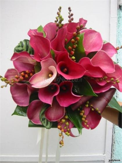 Bouquet di calle fucsia