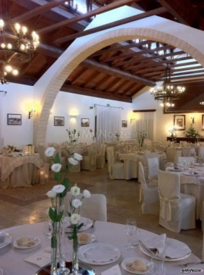 Masseria Protomastro - Allestimento salone per ricevimento di matrimonio