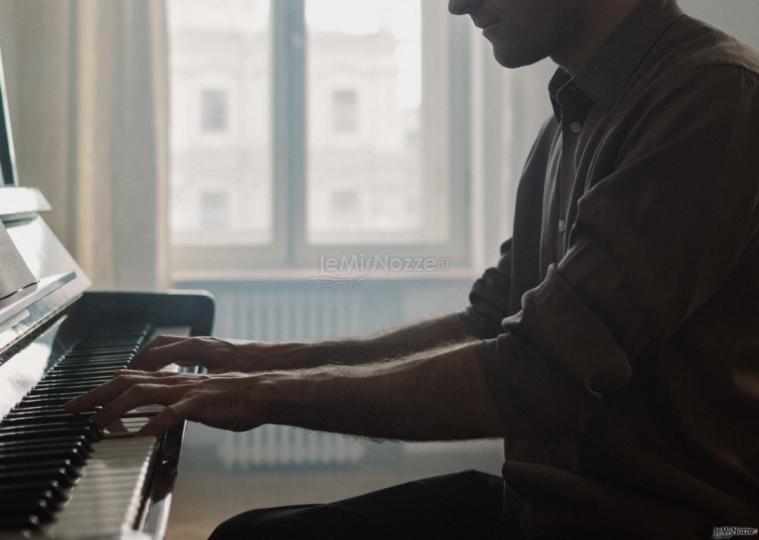 Violinista e pianista Fede - La musica per il matrimonio a Milano