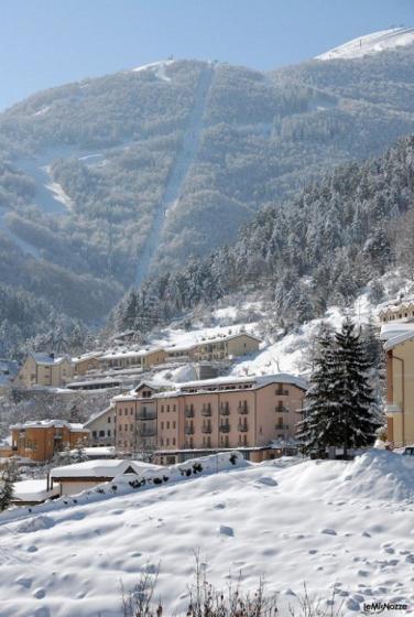 L'Hotel Miramonti innevato