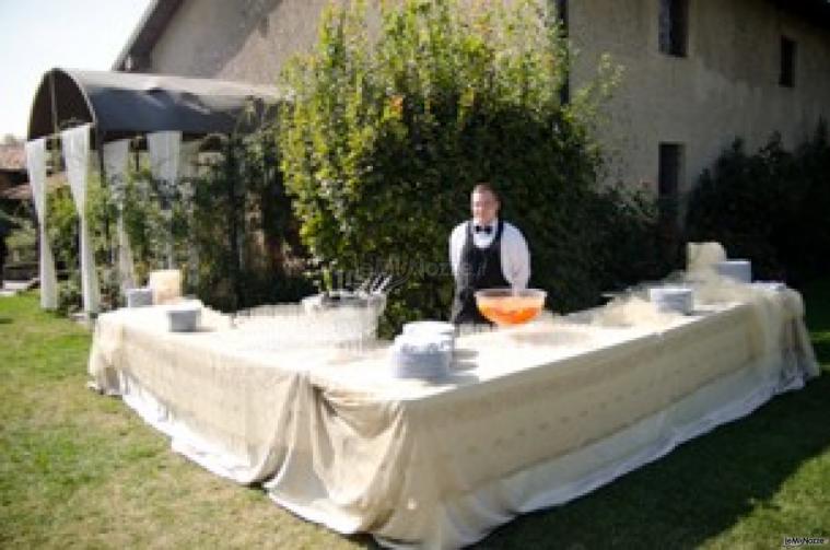 Apertivo all'esterno