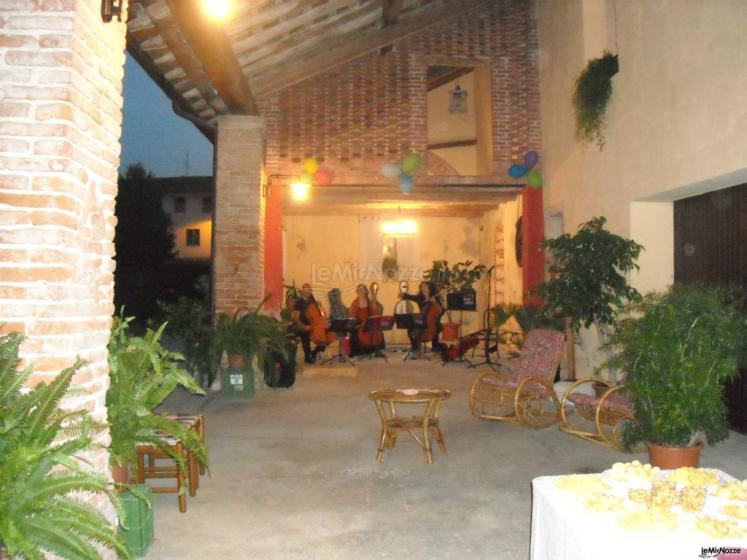 Portico per l'aperitivo di matrimonio