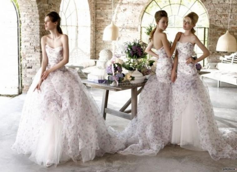 Abito da sposa fantasia floreal e drappeggio sulla gonna - Collezione Atmosfere Provenzali