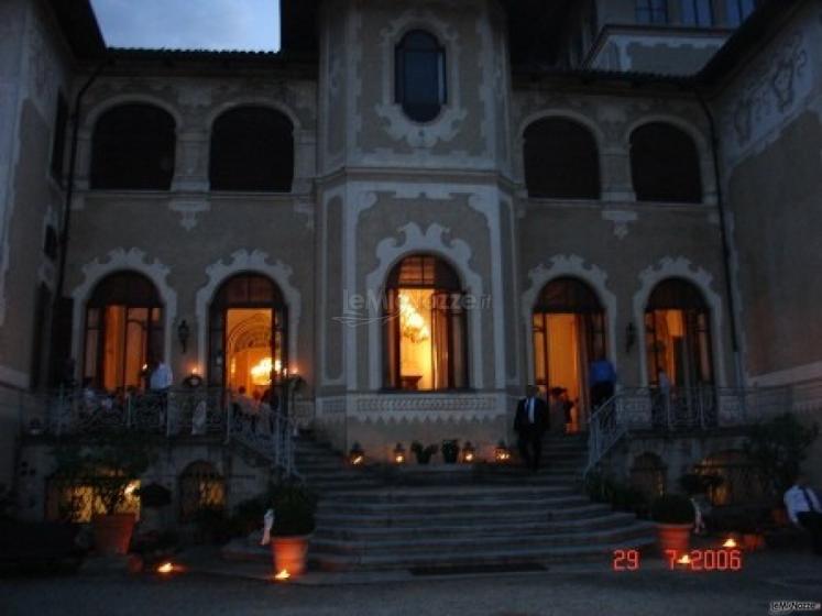 Matrimonio serale in un castello