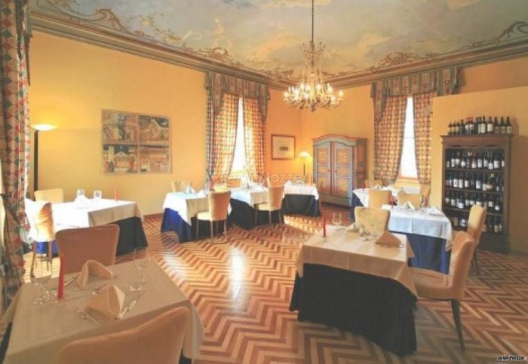 Sala interna del castello per ricevimenti di nozze