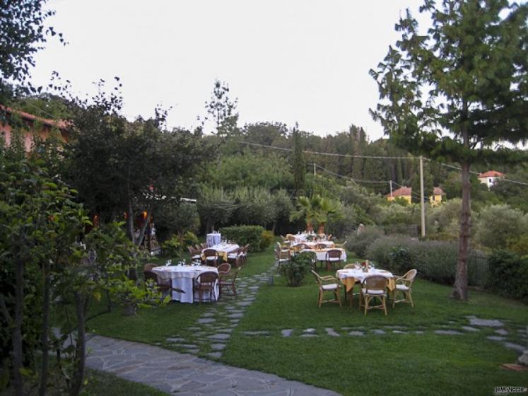 Ricevimento di matrimonio in giardino - Locanda della Torre Antica