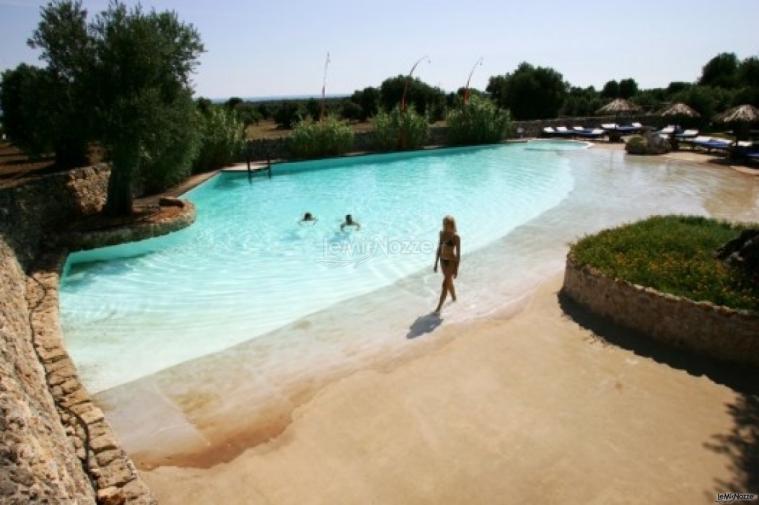 Masseria Torre Coccaro - Piscina della location di nozze