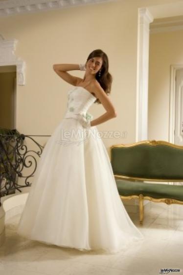 Vestito da sposa di Rovi Sposi