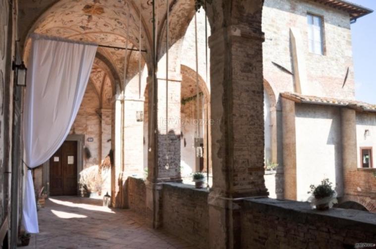 Portici al primo piano - Abbazia Sette Frati