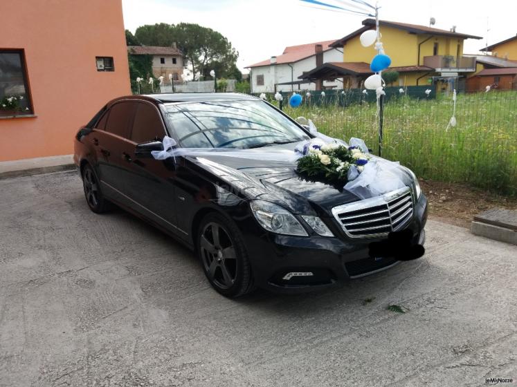 Noleggio con Conducente di Gabriel Biagini - L'auto di classe per le nozze