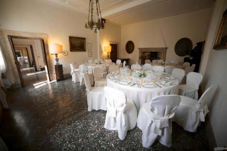 Sala interna per il ricevimento di matrimonio