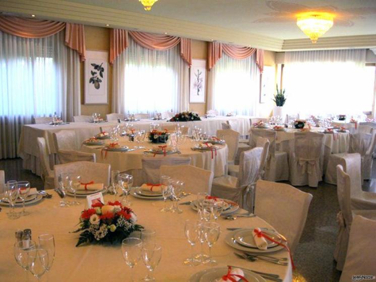 Sala interna per il matrimonio - Ristorante da Piero e Marisa