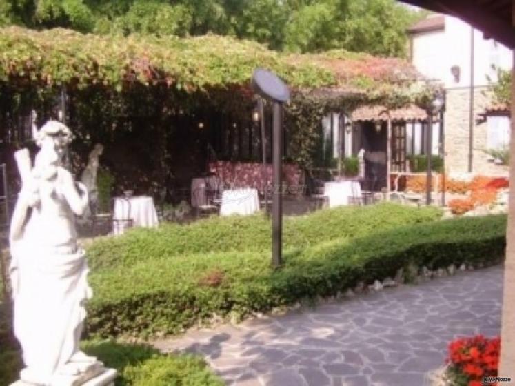 Organizzazione del matrimonio in giardino