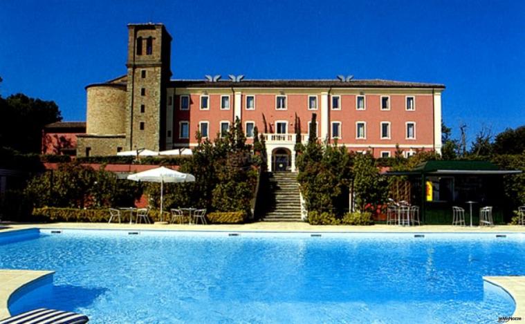 L'Hotel Monte del Re visto dall'esterno