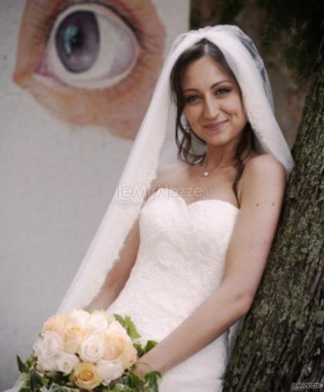 Ritratto sposa con bouquet