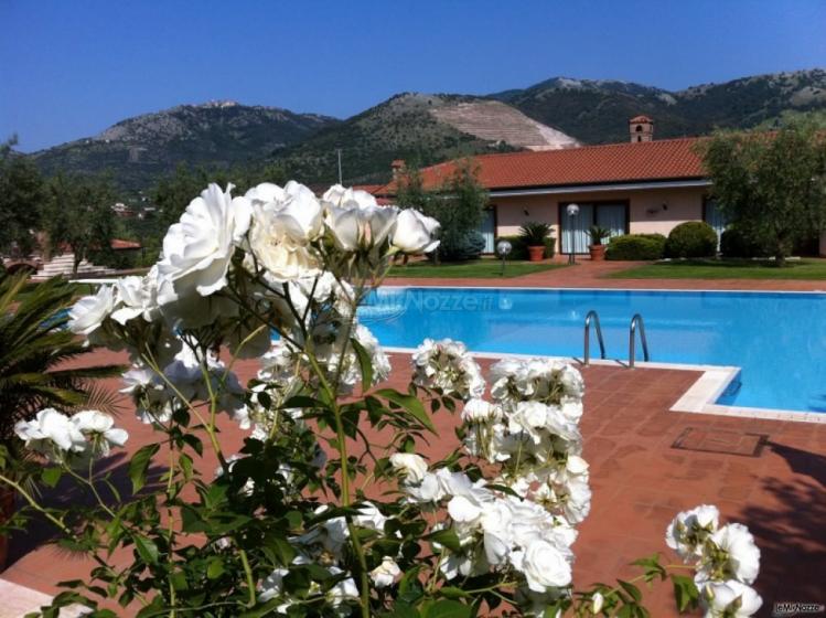 Piscina della villa a Latina