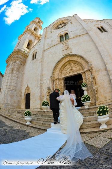 Foto dell'ingresso della sposa in chiesa