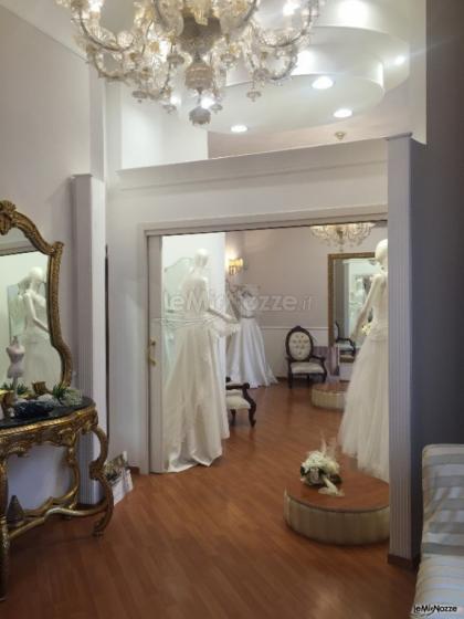 Vista sull'interno dell'Atelier Gedy Martone Sposa