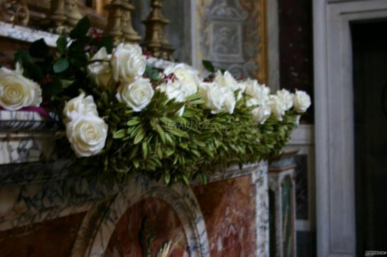 Gruppo Mio Blu - Decorazione floreale della chiesa per la cerimonia di matrimonio