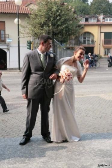 Foto sposa prima dell\'ingresso in chiesa