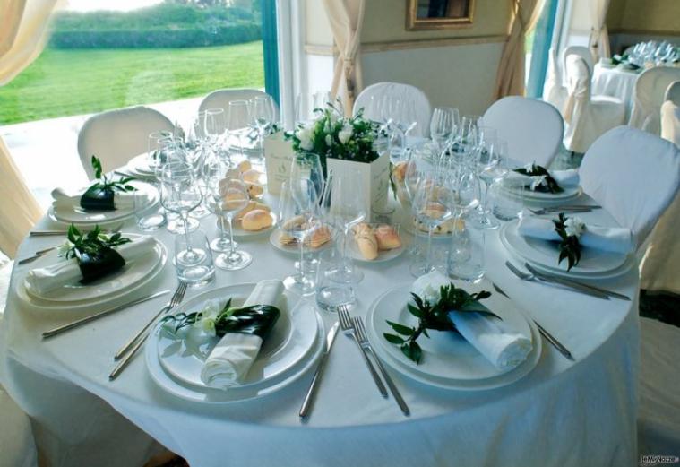 Mise en place elegante per il matrimonio