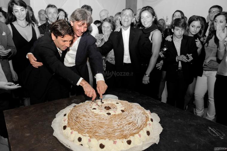 Il taglio della torta