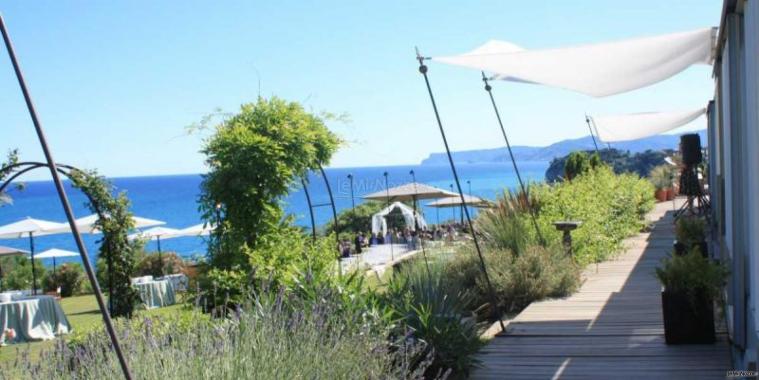 Cerimonia di matrimonio in giardino - Villa Lagorio a Savona