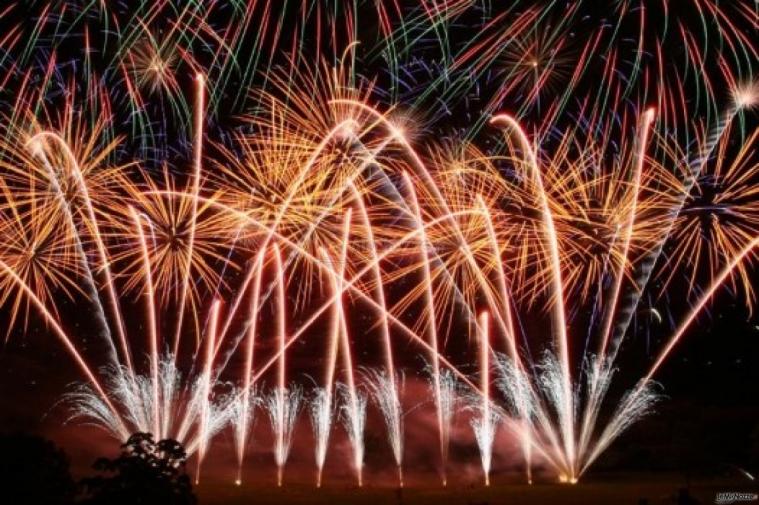 Fuochi d\'artificio per il matrimonio