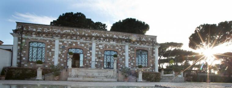 Vista esterna di Nuova Villa dei Cesari