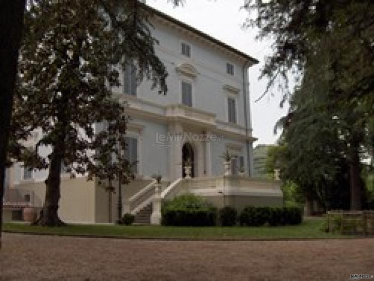 la villa vista dal parco