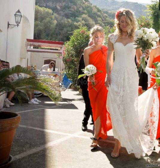 Foto della sposa con le damigelle realizzata da Marco Ficili