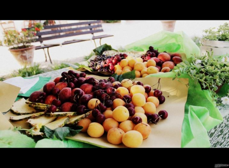 Angolo della frutta fresca di stagione