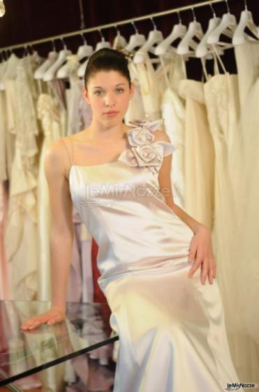 Abito da sposa realizzato su misura dall'atelier Ana Segura