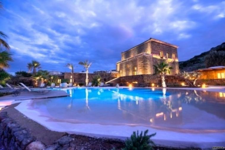 Resort con piscina per il matrimonio