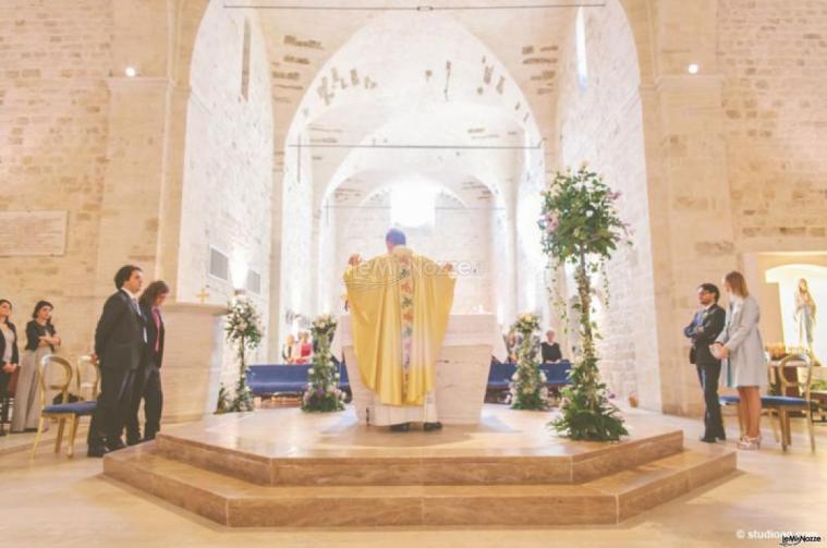 Allestimento della cerimonia di matrimonio