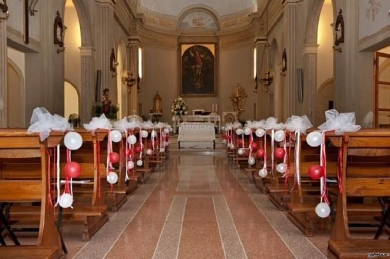 Addobbi per la cerimonia di matrimonio in chiesa