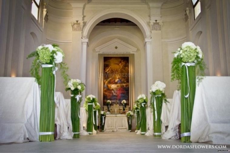 Addobbi floreali per il matrimonio in chiesa