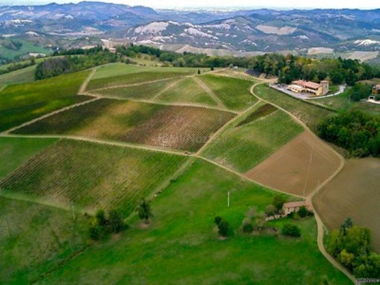 Vista sui colli bolognesi che si può ammirare dalla tenuta