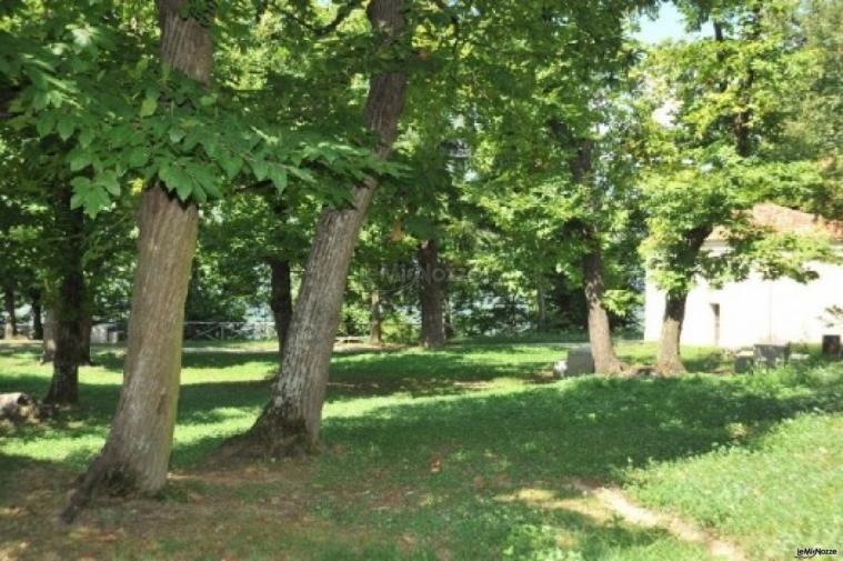 Ricevimento di matrimonio in giardino