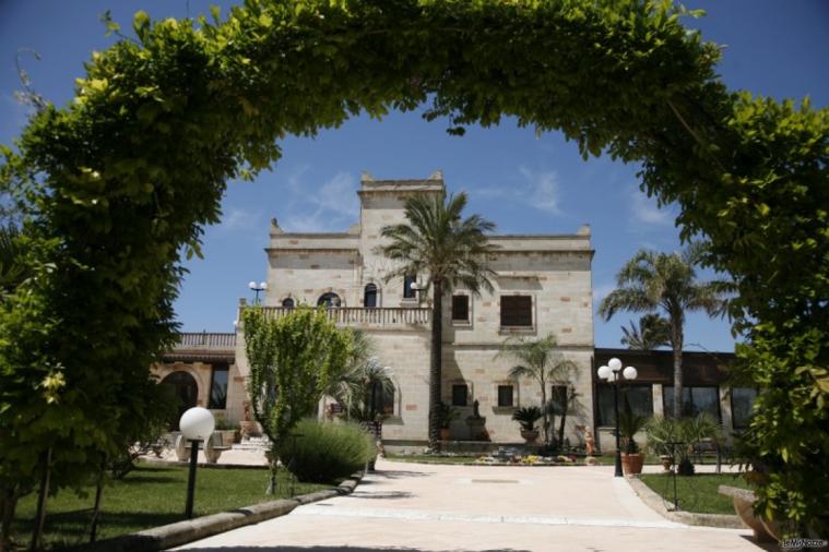 Arco d'ingresso a Masseria Grottella