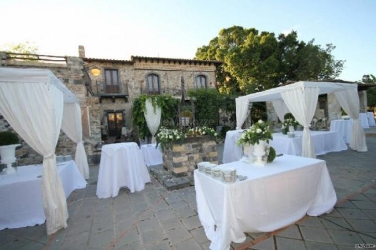 Allestimento del matrimonio all'aperto