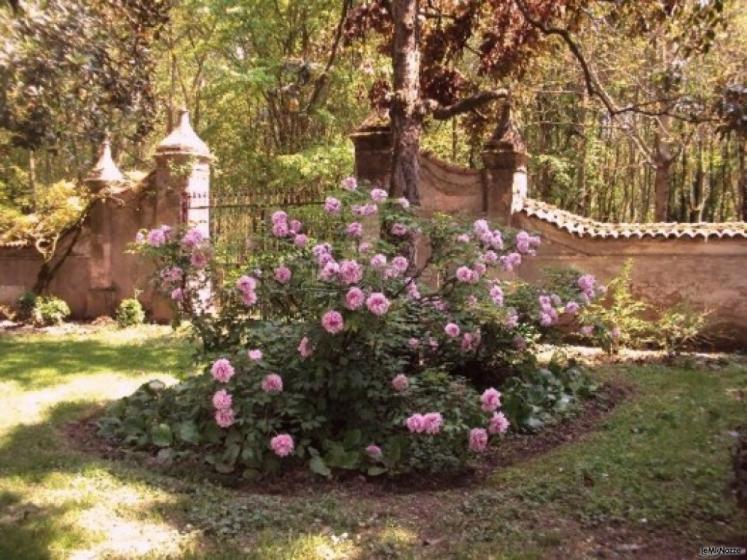 Ricevimento di matrimonio in giardino