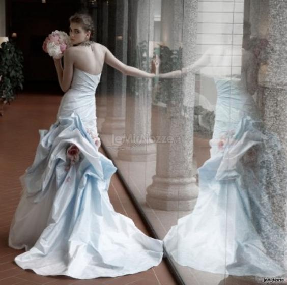 Abito da sposa con rose applicate - Collezione Spose da Red Carpet - Sposa Romantica