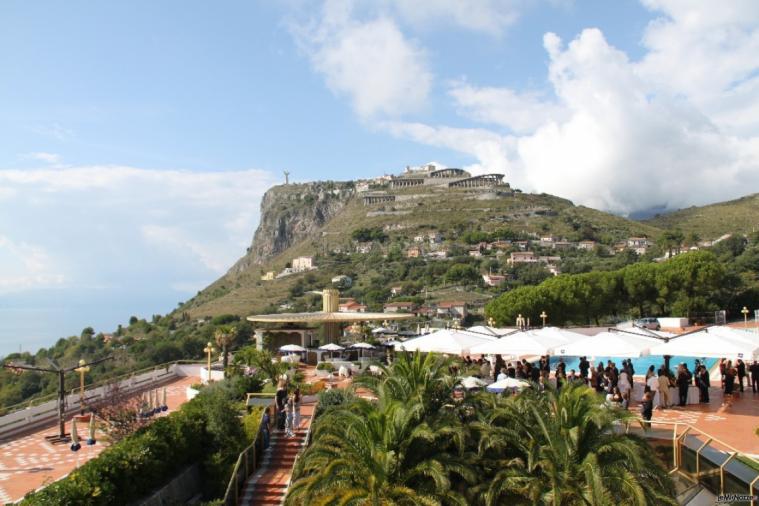 Grand Hotel di Maratea - Pianetamaratea - Ricevimento a bordo piscina