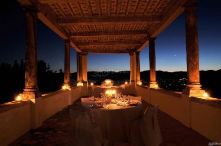 Cena di matrimonio sotto la luna