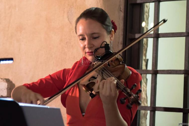 Elisa Lo Giudice violinista dJ - La musica per le nozze a Treviso