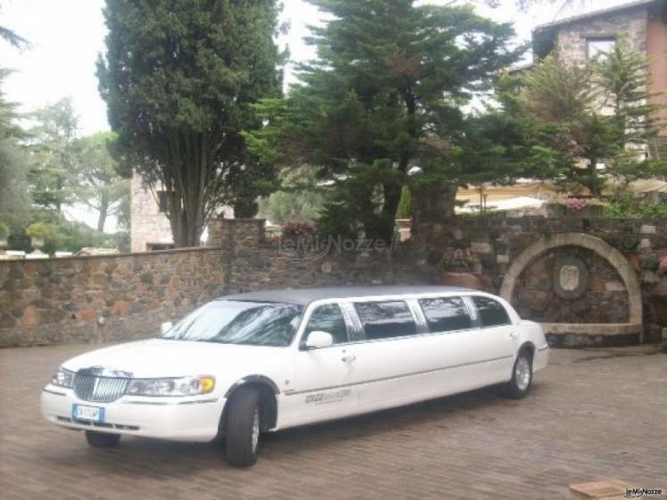 Noleggio Limousine per gli sposi